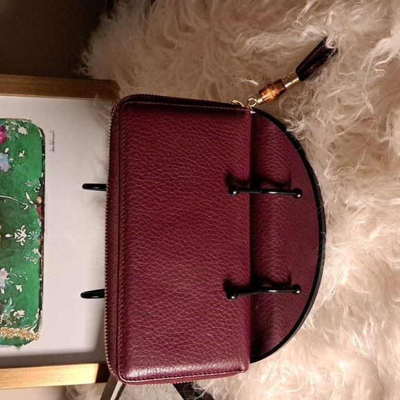 Gucci Bamboo Tassel Zip Around Wallet  EUC - Picture 3 of 17